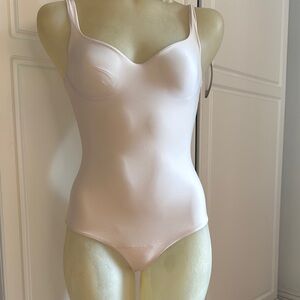 Seamless Nude Bodysuit